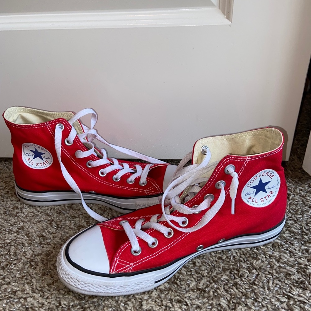 Bundle: 2 pairs high top converse